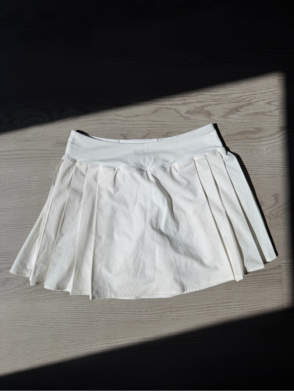 Lululemon Side-Pleat High-Rise Tennis Skirt - White - Size 4